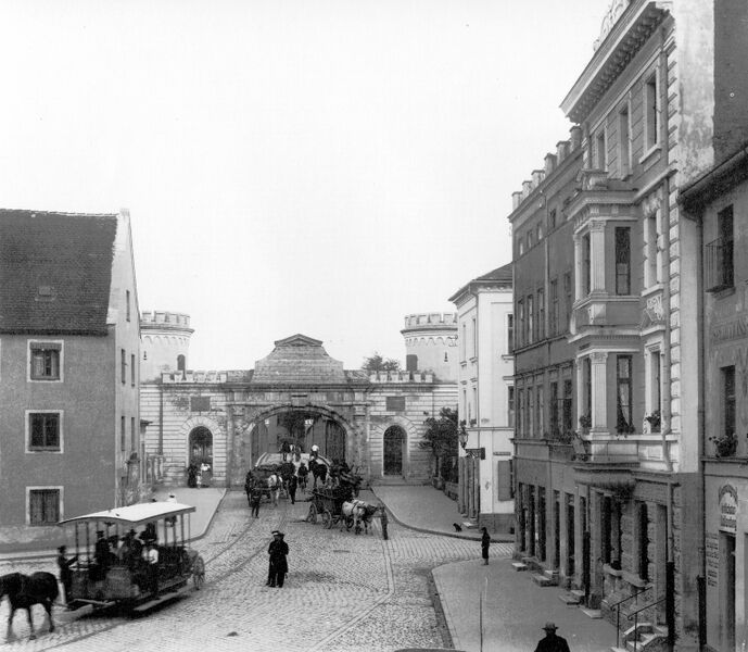 Datei:Pferdebahn ZentrumStadtgeschichte.jpg